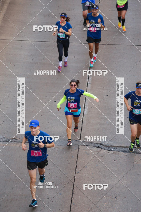 Buy your photos of the eventASICS Golden Run - Bras�lia on Fotop