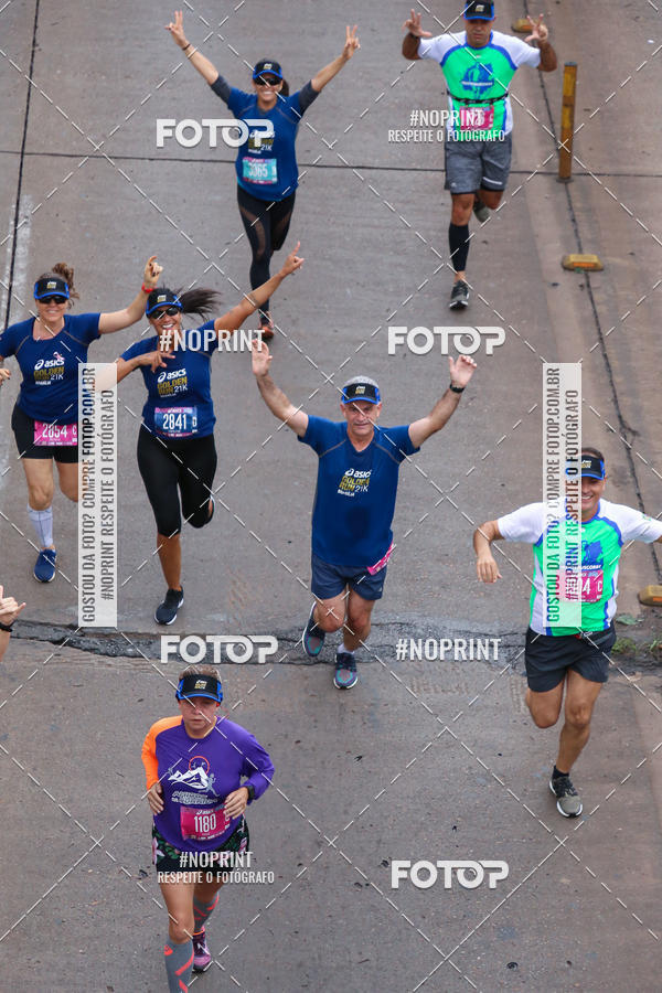 Buy your photos of the eventASICS Golden Run - Bras�lia on Fotop