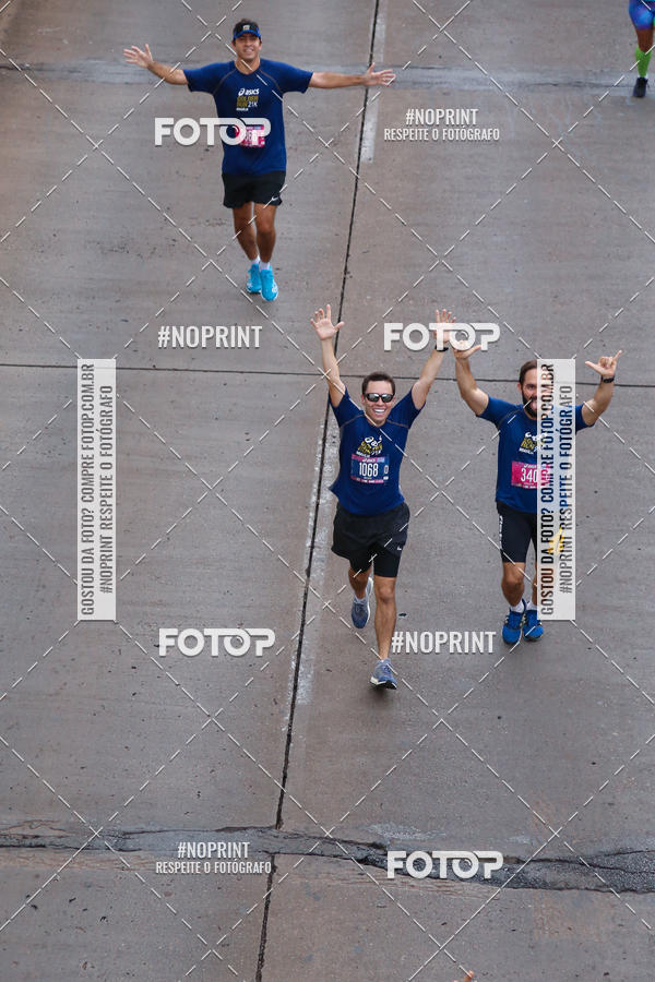 Buy your photos of the eventASICS Golden Run - Bras�lia on Fotop