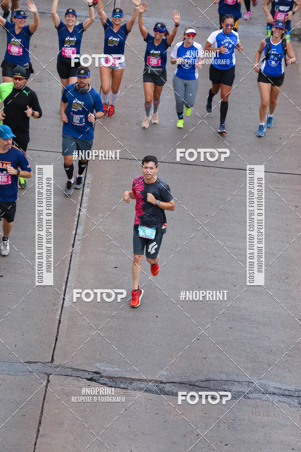 Buy your photos of the eventASICS Golden Run - Bras�lia on Fotop