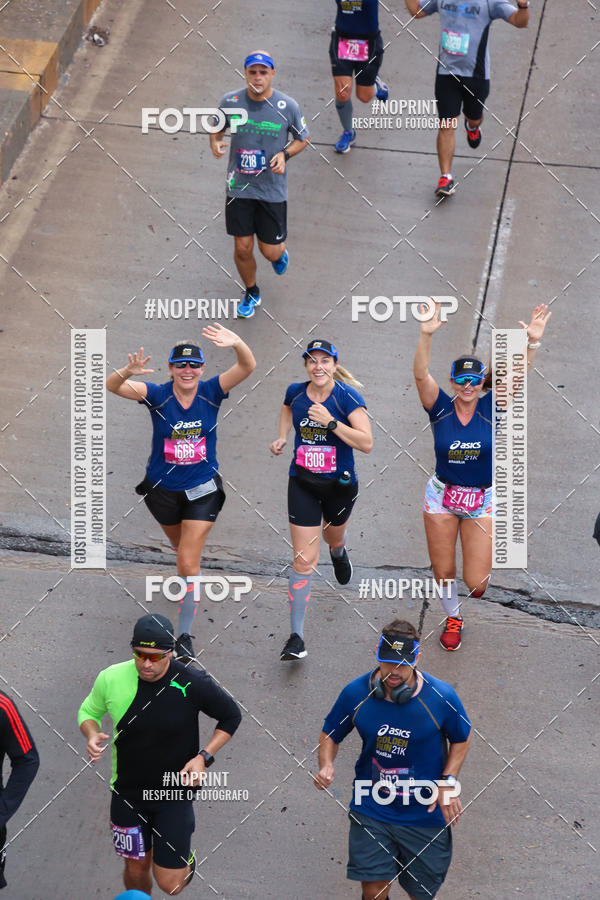 Buy your photos of the eventASICS Golden Run - Bras�lia on Fotop