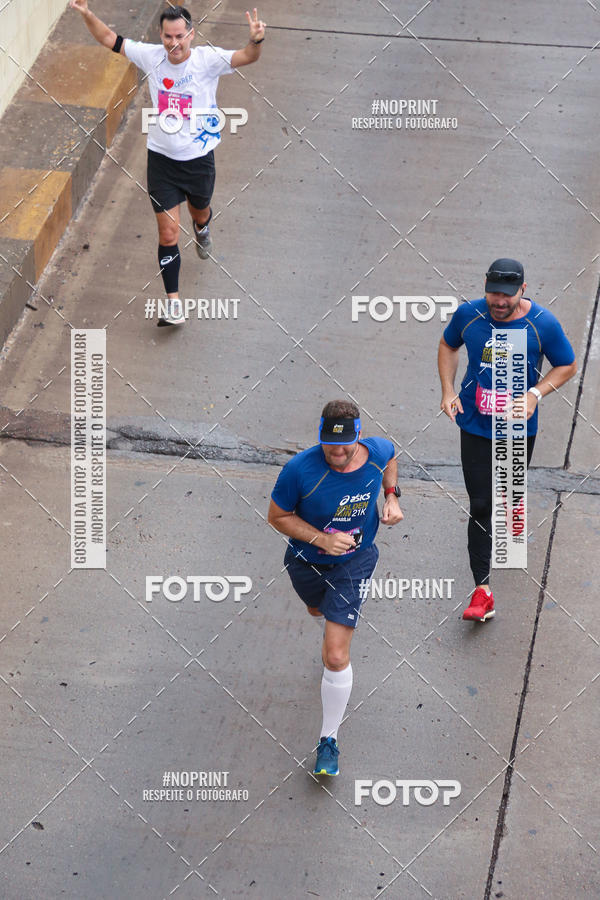 Buy your photos of the eventASICS Golden Run - Bras�lia on Fotop