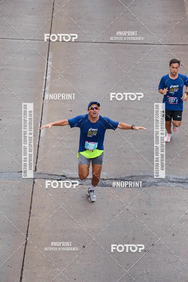 Buy your photos of the eventASICS Golden Run - Bras�lia on Fotop