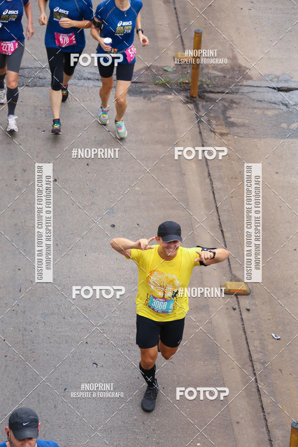 Buy your photos of the eventASICS Golden Run - Bras�lia on Fotop