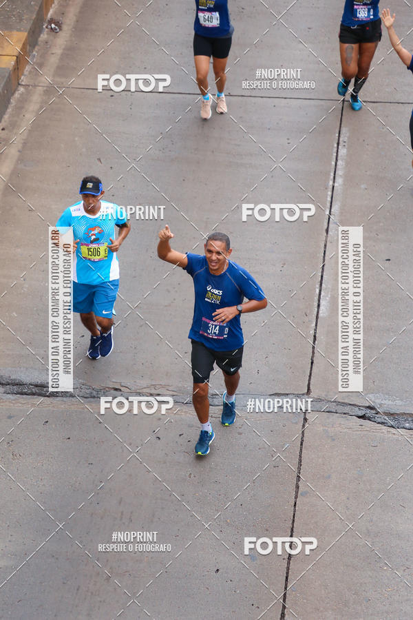 Buy your photos of the eventASICS Golden Run - Bras�lia on Fotop