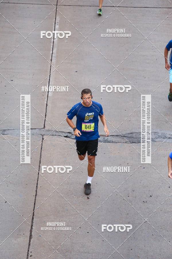 Buy your photos of the eventASICS Golden Run - Bras�lia on Fotop