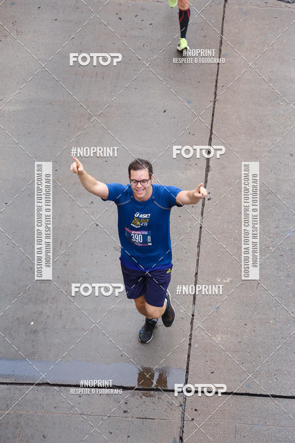 Buy your photos of the eventASICS Golden Run - Bras�lia on Fotop