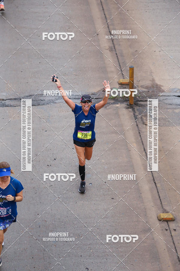 Buy your photos of the eventASICS Golden Run - Bras�lia on Fotop
