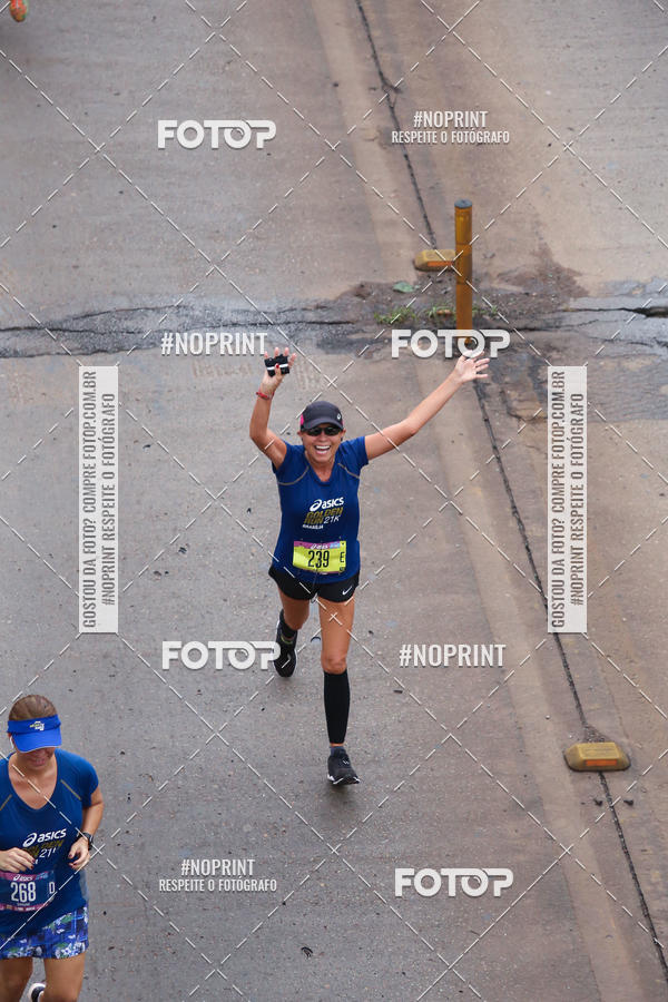 Buy your photos of the eventASICS Golden Run - Bras�lia on Fotop