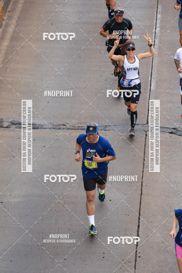 Buy your photos of the eventASICS Golden Run - Bras�lia on Fotop