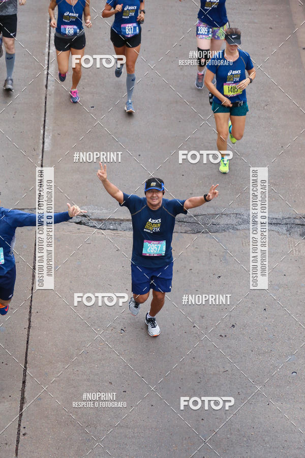 Buy your photos of the eventASICS Golden Run - Bras�lia on Fotop