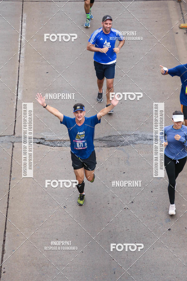 Buy your photos of the eventASICS Golden Run - Bras�lia on Fotop