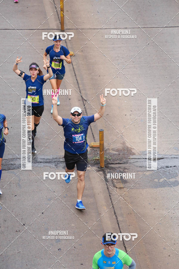 Buy your photos of the eventASICS Golden Run - Bras�lia on Fotop