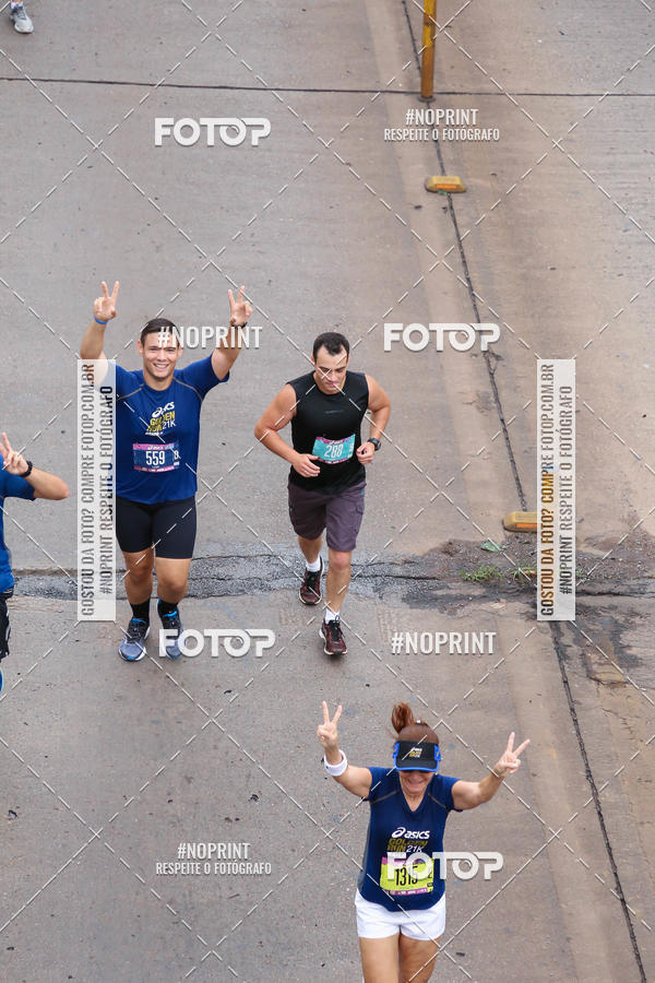 Buy your photos of the eventASICS Golden Run - Bras�lia on Fotop