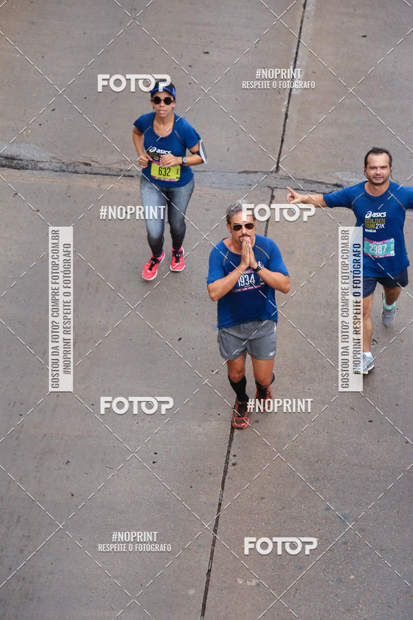 Buy your photos of the eventASICS Golden Run - Bras�lia on Fotop