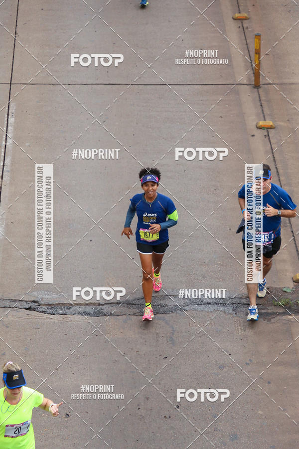 Buy your photos of the eventASICS Golden Run - Bras�lia on Fotop