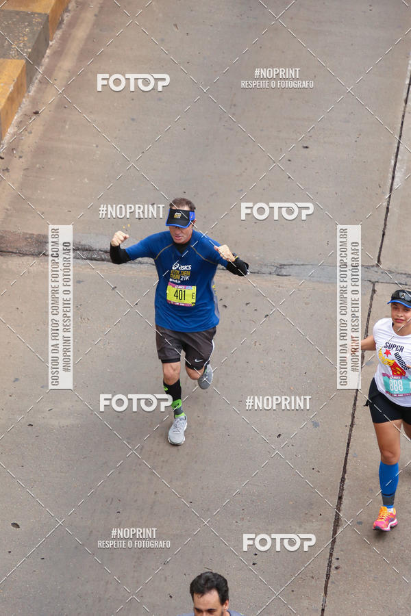Buy your photos of the eventASICS Golden Run - Bras�lia on Fotop