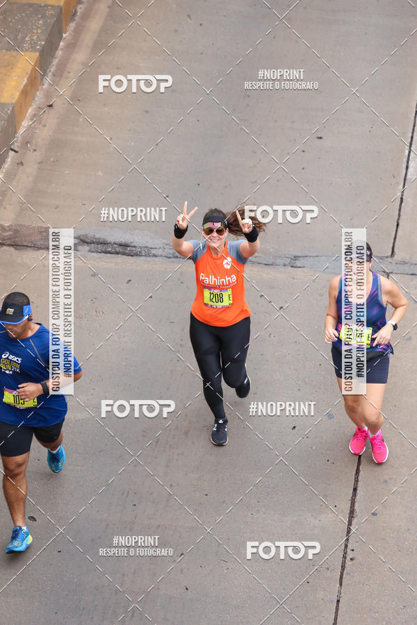 Buy your photos of the eventASICS Golden Run - Bras�lia on Fotop