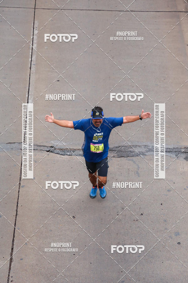 Buy your photos of the eventASICS Golden Run - Bras�lia on Fotop