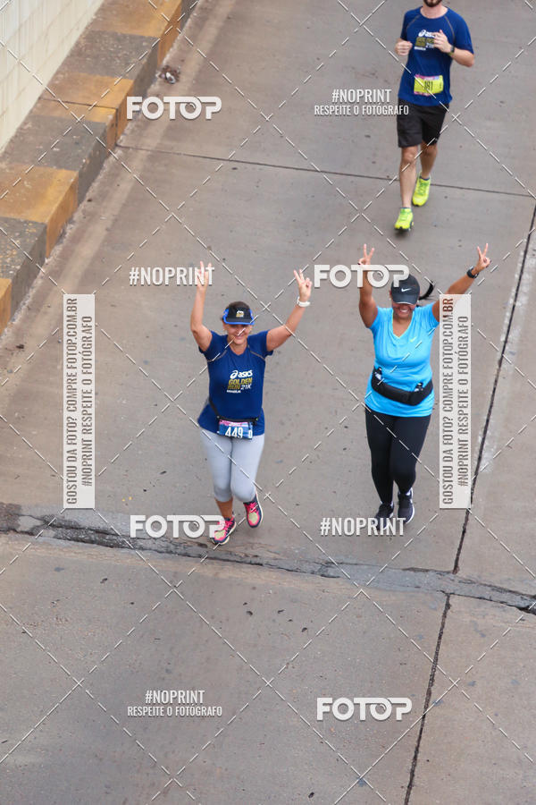 Buy your photos of the eventASICS Golden Run - Bras�lia on Fotop