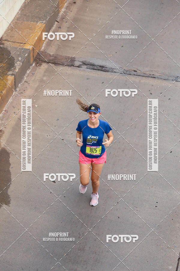 Buy your photos of the eventASICS Golden Run - Bras�lia on Fotop