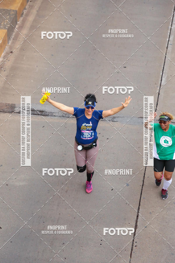 Buy your photos of the eventASICS Golden Run - Bras�lia on Fotop