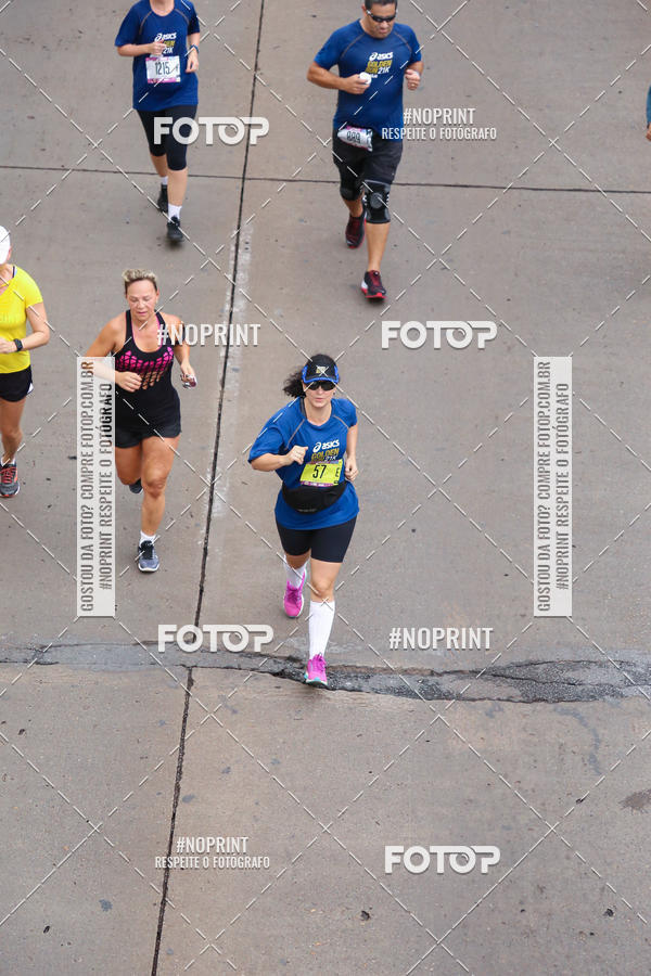 Buy your photos of the eventASICS Golden Run - Bras�lia on Fotop