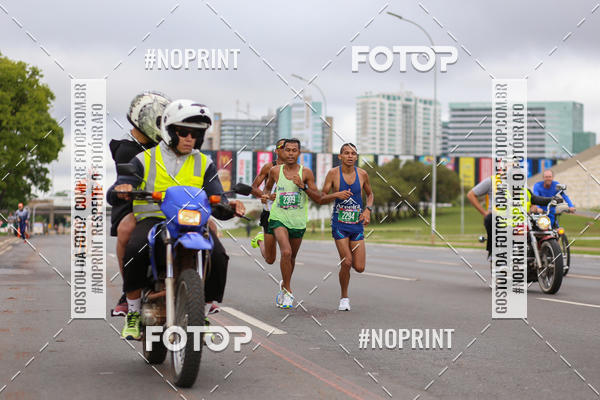 Buy your photos of the eventASICS Golden Run - Bras�lia on Fotop
