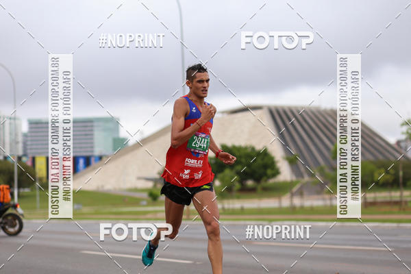 Buy your photos of the eventASICS Golden Run - Bras�lia on Fotop