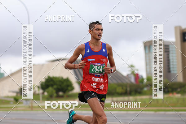 Buy your photos of the eventASICS Golden Run - Bras�lia on Fotop