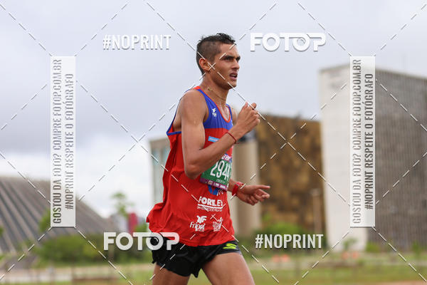 Buy your photos of the eventASICS Golden Run - Bras�lia on Fotop