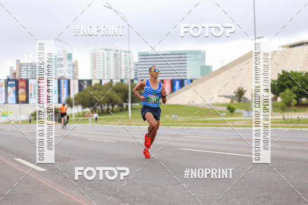 Buy your photos of the eventASICS Golden Run - Bras�lia on Fotop