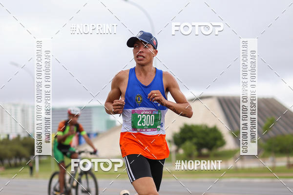 Buy your photos of the eventASICS Golden Run - Bras�lia on Fotop