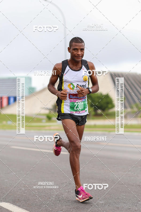 Buy your photos of the eventASICS Golden Run - Bras�lia on Fotop