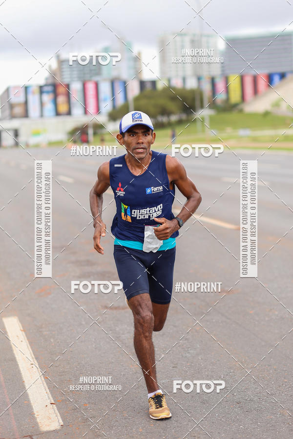 Buy your photos of the eventASICS Golden Run - Bras�lia on Fotop