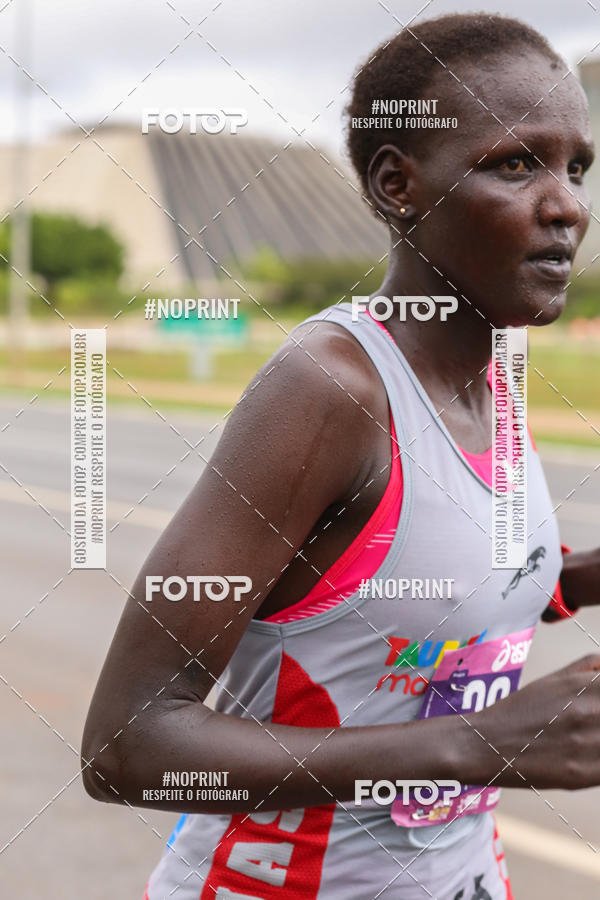 Buy your photos of the eventASICS Golden Run - Bras�lia on Fotop