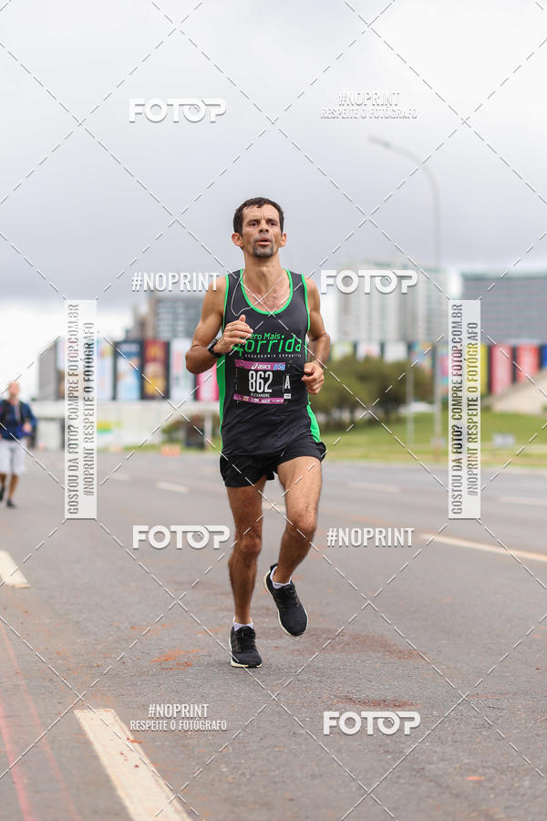 Buy your photos of the eventASICS Golden Run - Bras�lia on Fotop