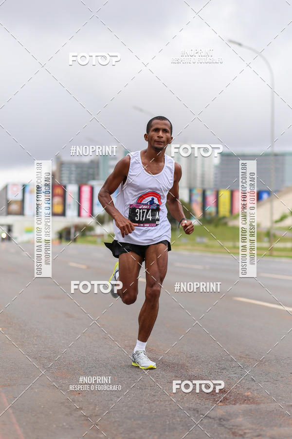 Buy your photos of the eventASICS Golden Run - Bras�lia on Fotop