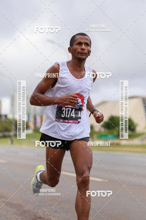 Buy your photos of the eventASICS Golden Run - Bras�lia on Fotop
