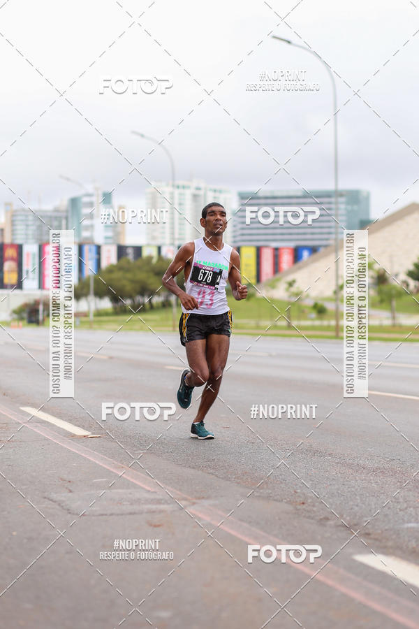 Buy your photos of the eventASICS Golden Run - Bras�lia on Fotop