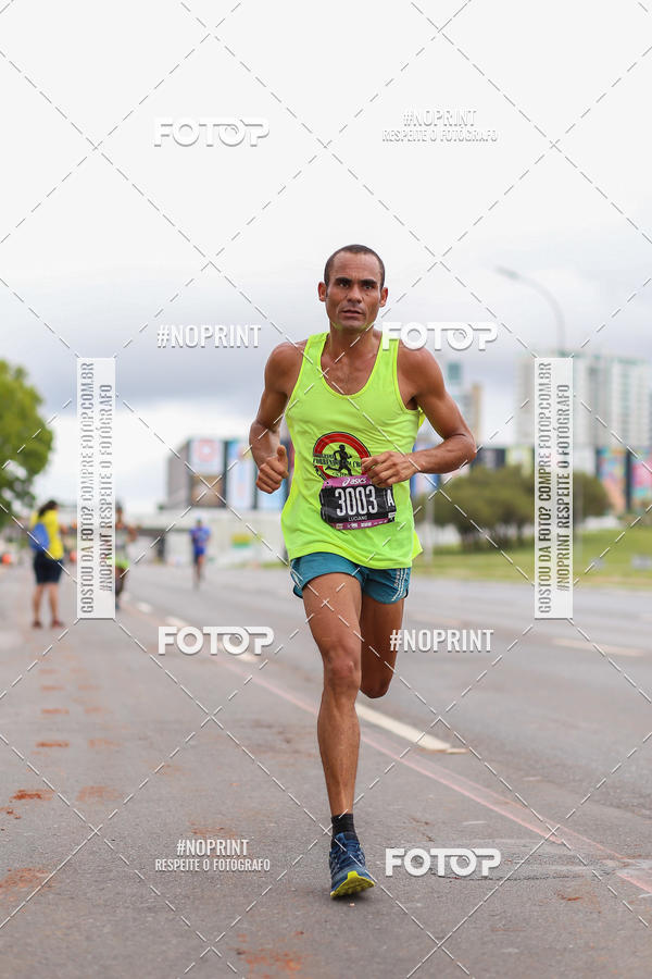 Buy your photos of the eventASICS Golden Run - Bras�lia on Fotop