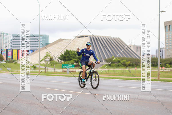 Buy your photos of the eventASICS Golden Run - Bras�lia on Fotop