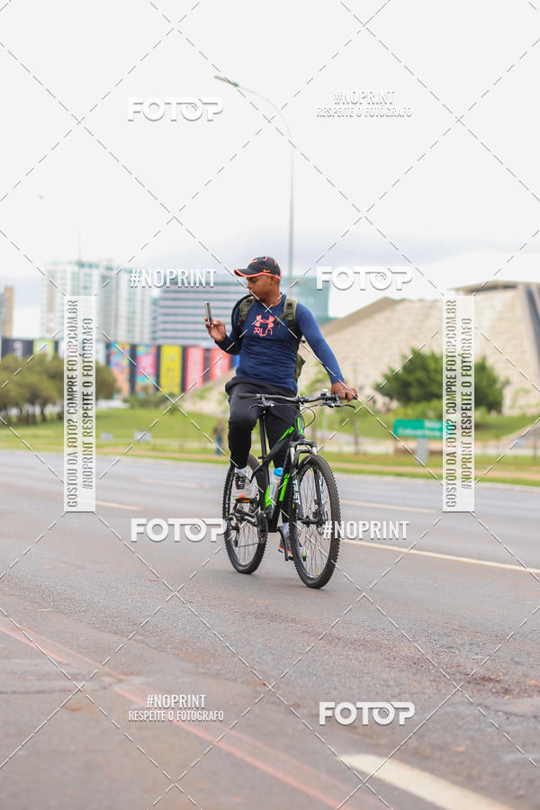 Buy your photos of the eventASICS Golden Run - Bras�lia on Fotop