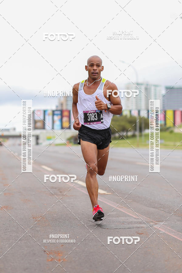 Buy your photos of the eventASICS Golden Run - Bras�lia on Fotop