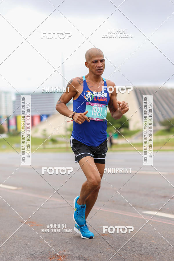 Buy your photos of the eventASICS Golden Run - Bras�lia on Fotop