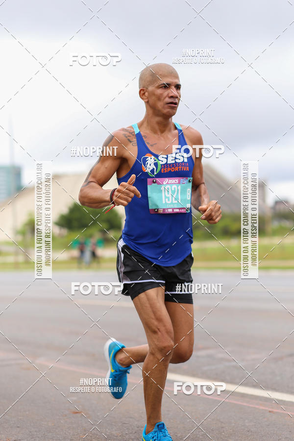 Buy your photos of the eventASICS Golden Run - Bras�lia on Fotop