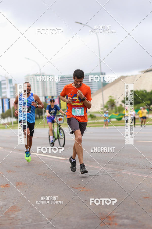 Buy your photos of the eventASICS Golden Run - Bras�lia on Fotop