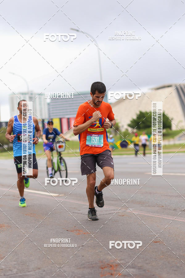 Buy your photos of the eventASICS Golden Run - Bras�lia on Fotop