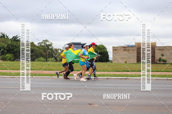 Buy your photos of the eventASICS Golden Run - Bras�lia on Fotop