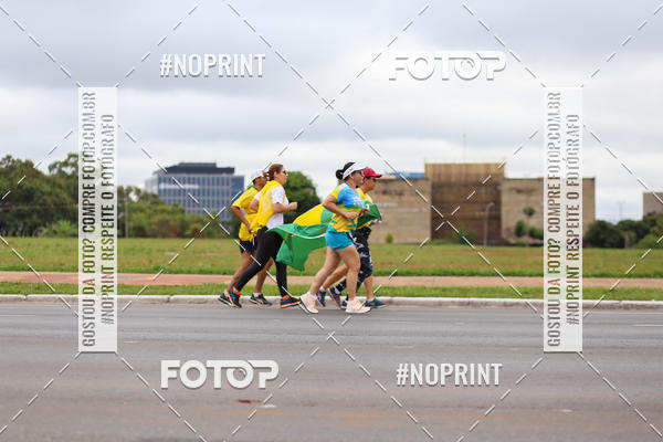 Buy your photos of the eventASICS Golden Run - Bras�lia on Fotop